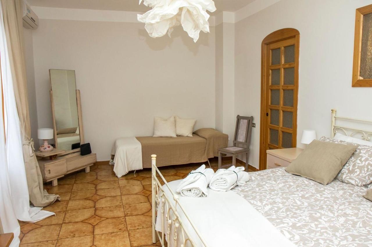 Seascape - Noemi'S Rooms Vico Equense Exterior foto